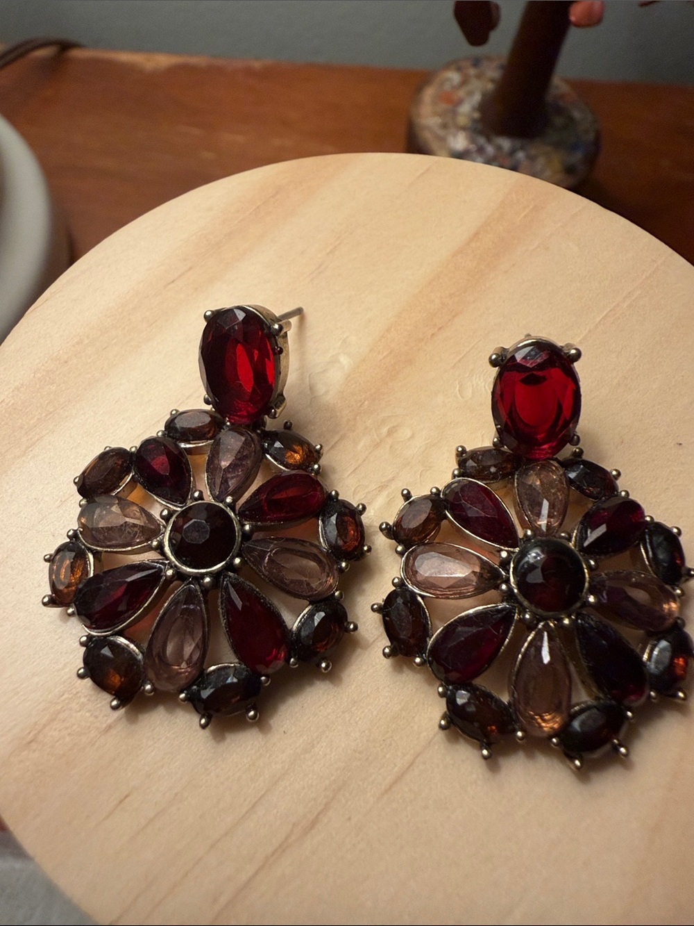 Vintage MONET (stamped) Gold Garnet Red Crystal Floral Drop Earrings